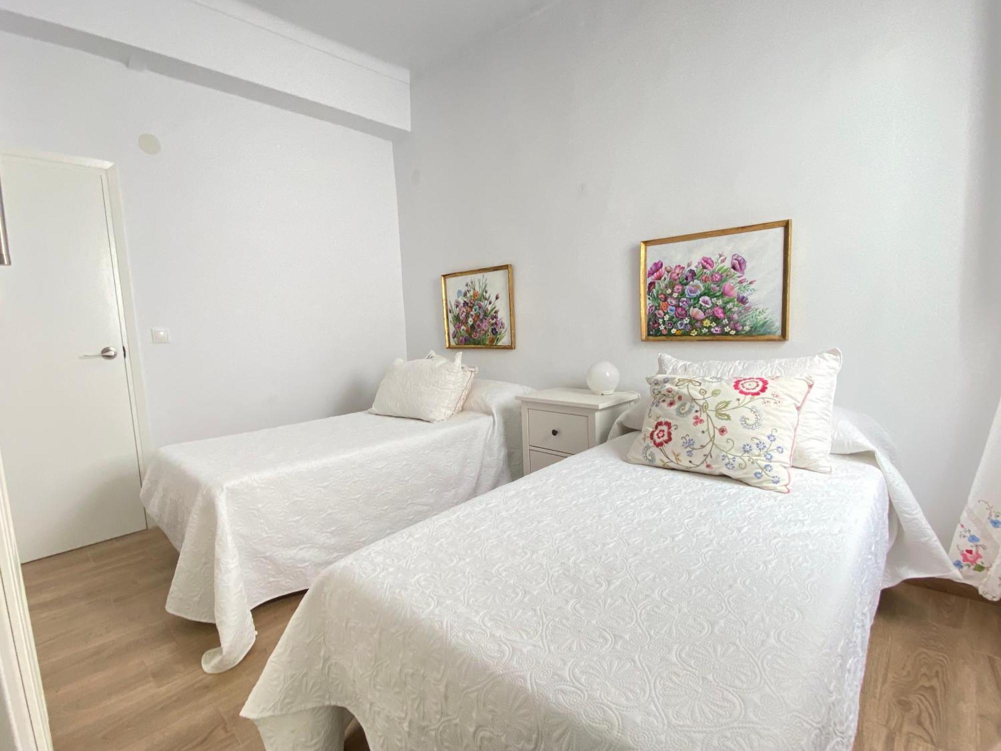 Casa Miguel - 3 Beautiful Apartments Availabe Sayalonga Pokoj fotografie